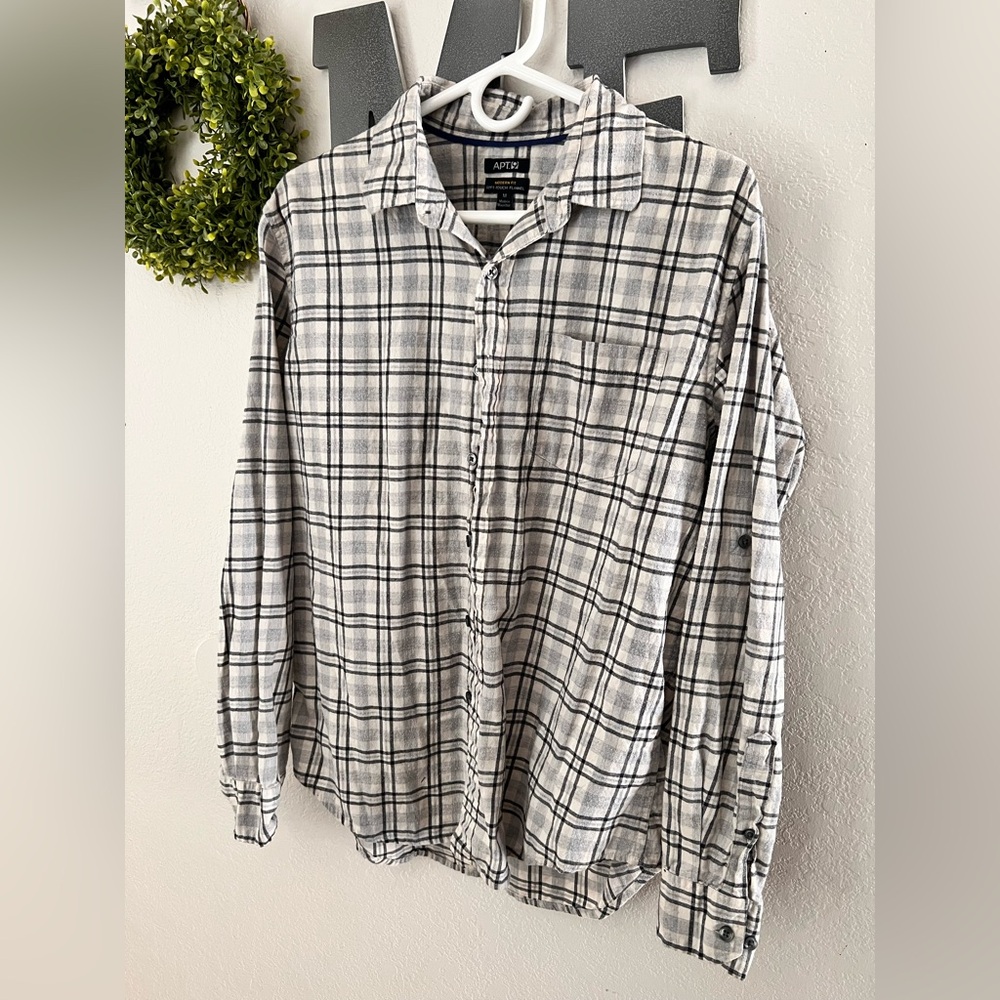 Apt. 9 Men's Monochrome Plaid Button-Down Shirt